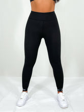 Load image into Gallery viewer, SELENE - Black